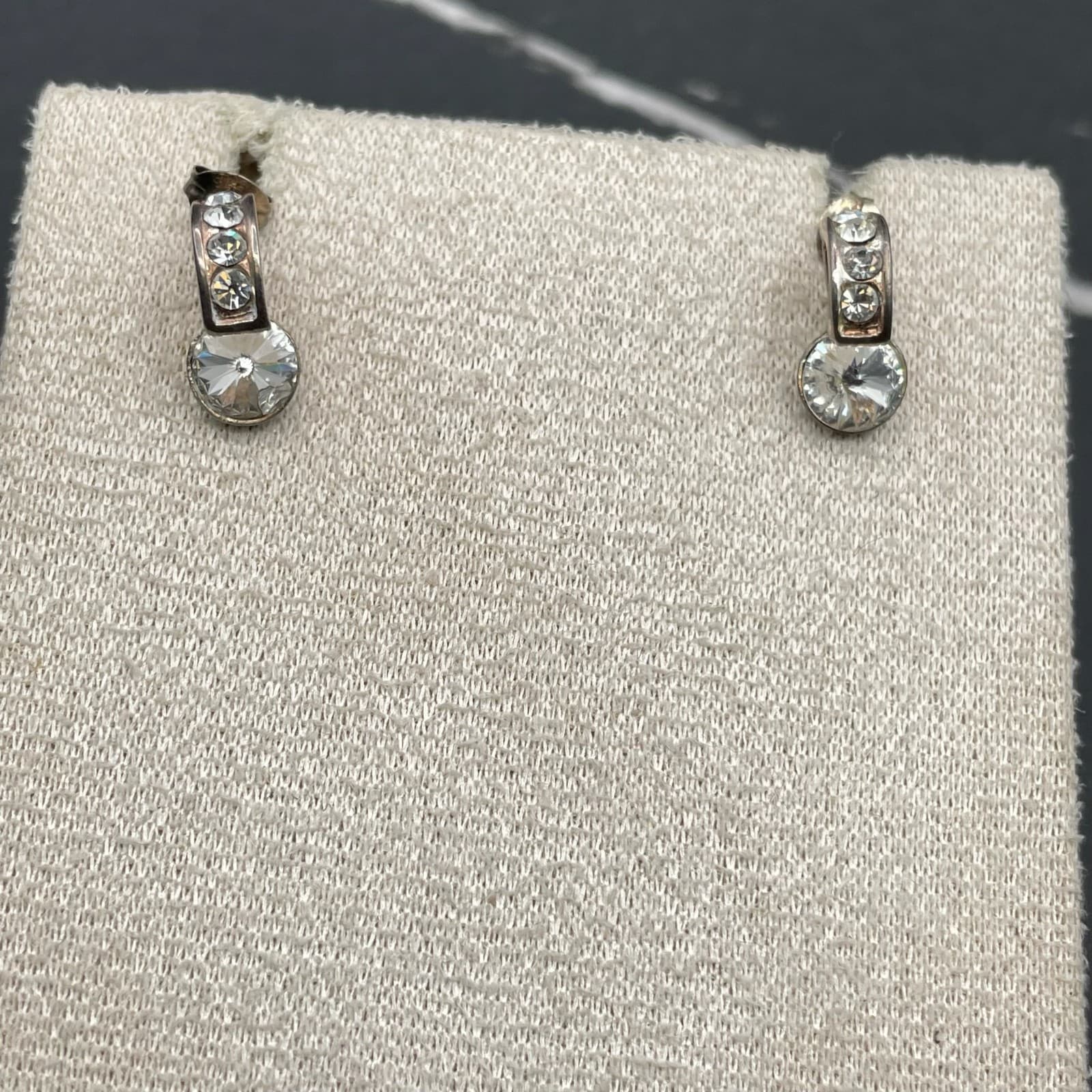 Fashion Silver-Tone Crystal Embellished Butterfly Back J-Hoop Studs Earrings - Thumbnail 5