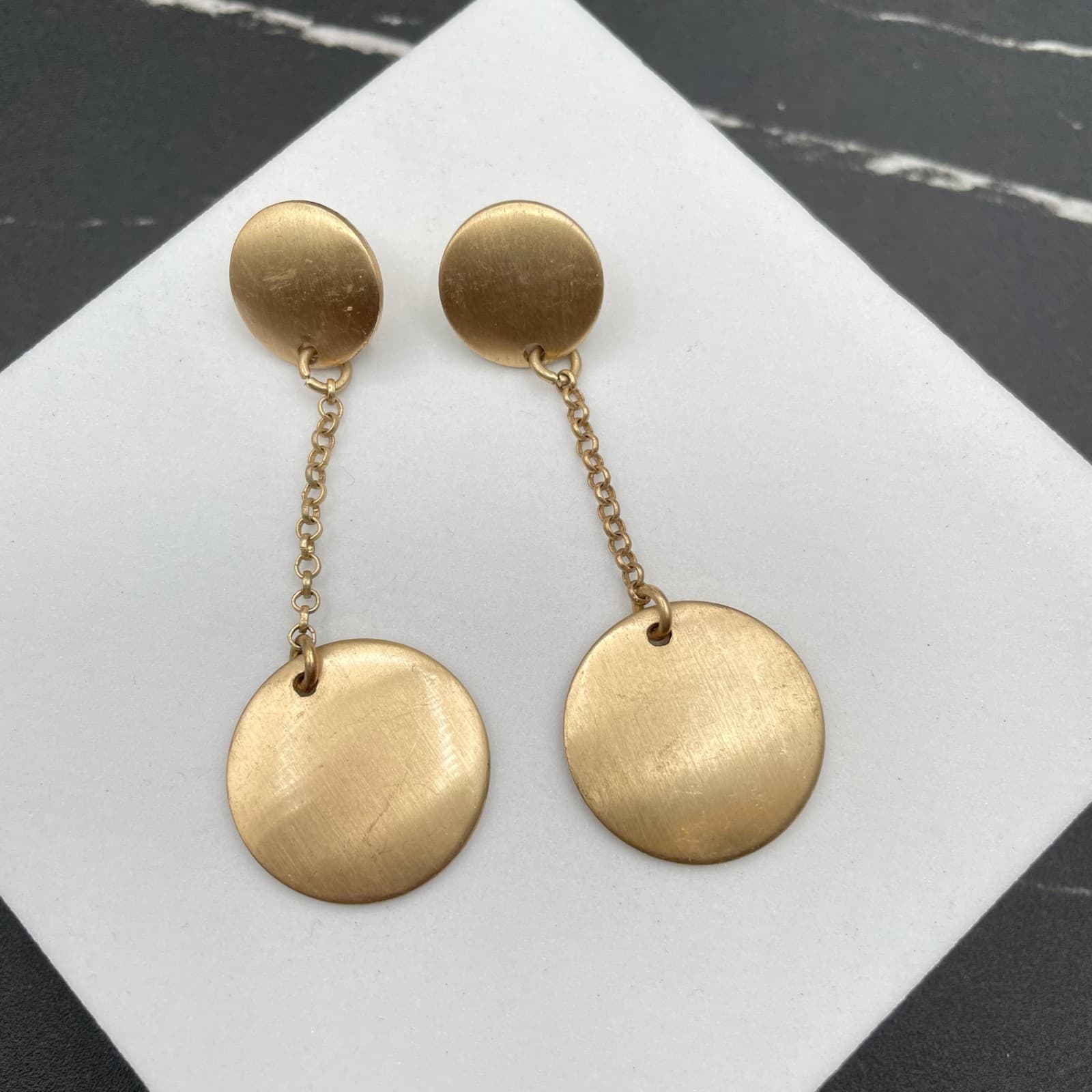 Contemporary Gold-Tone Classic Round Link Chain Double Disc Drop Dangle Earrings - Thumbnail 5