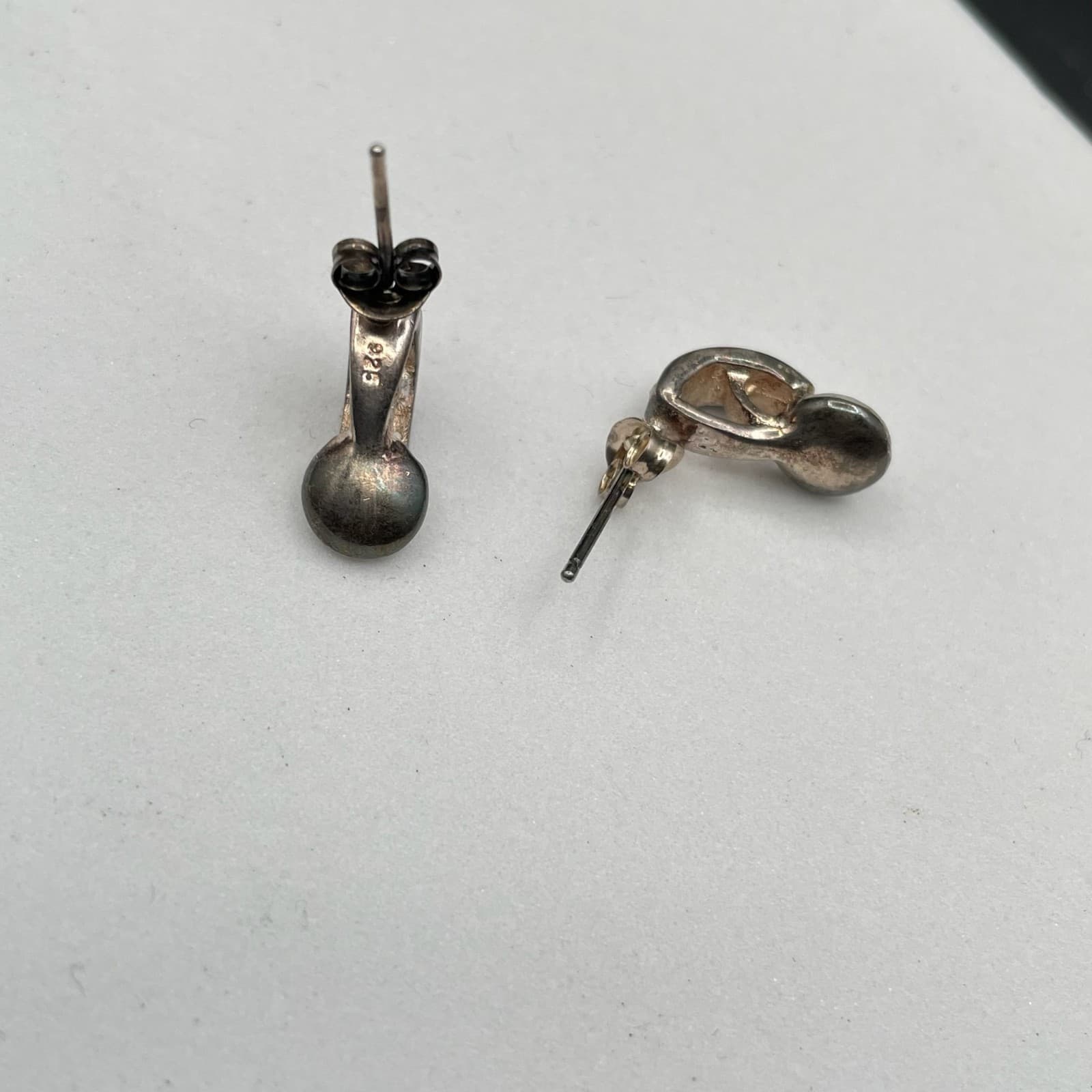 Fashion Silver-Tone Crystal Embellished Butterfly Back J-Hoop Studs Earrings - Thumbnail 2