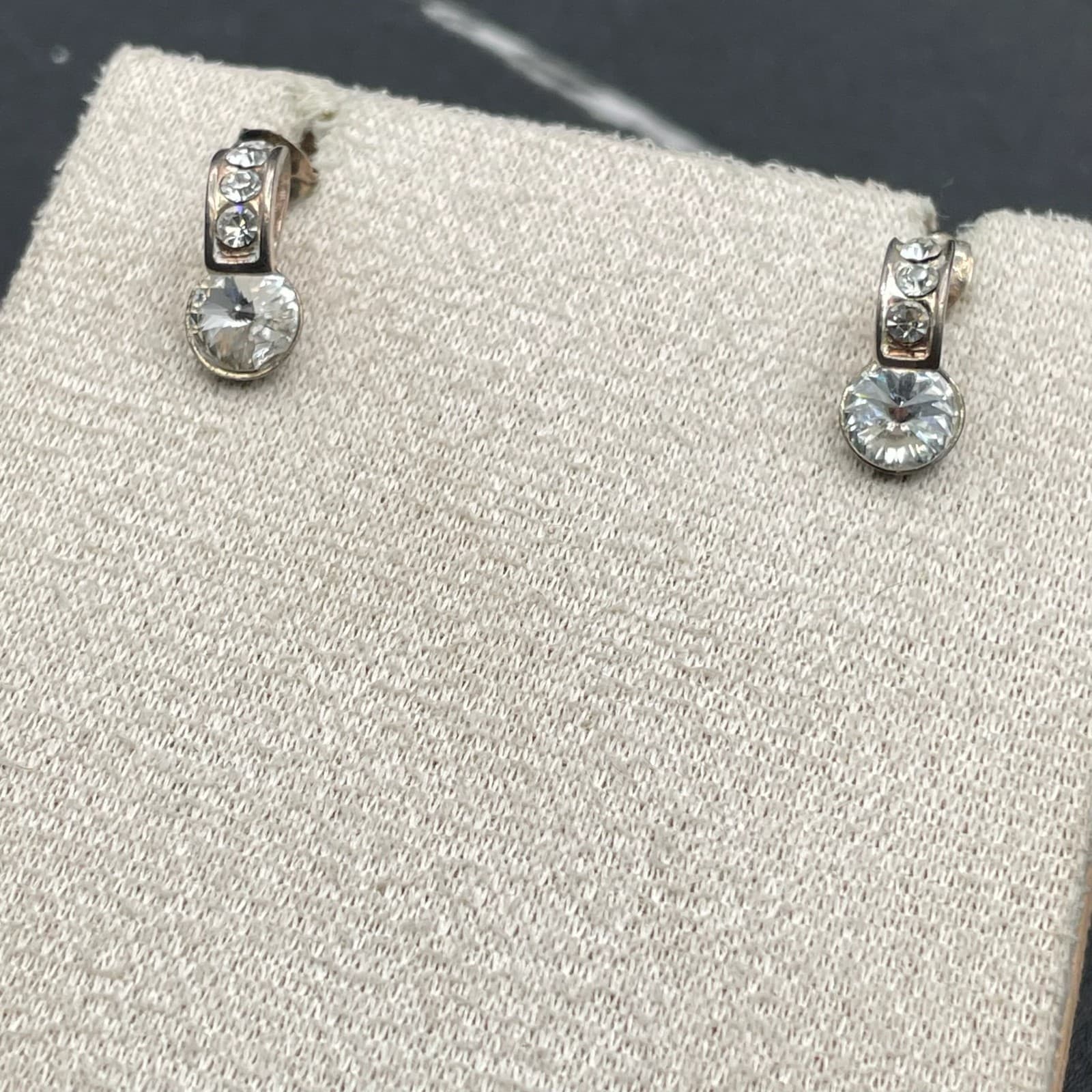 Fashion Silver-Tone Crystal Embellished Butterfly Back J-Hoop Studs Earrings - Thumbnail 7