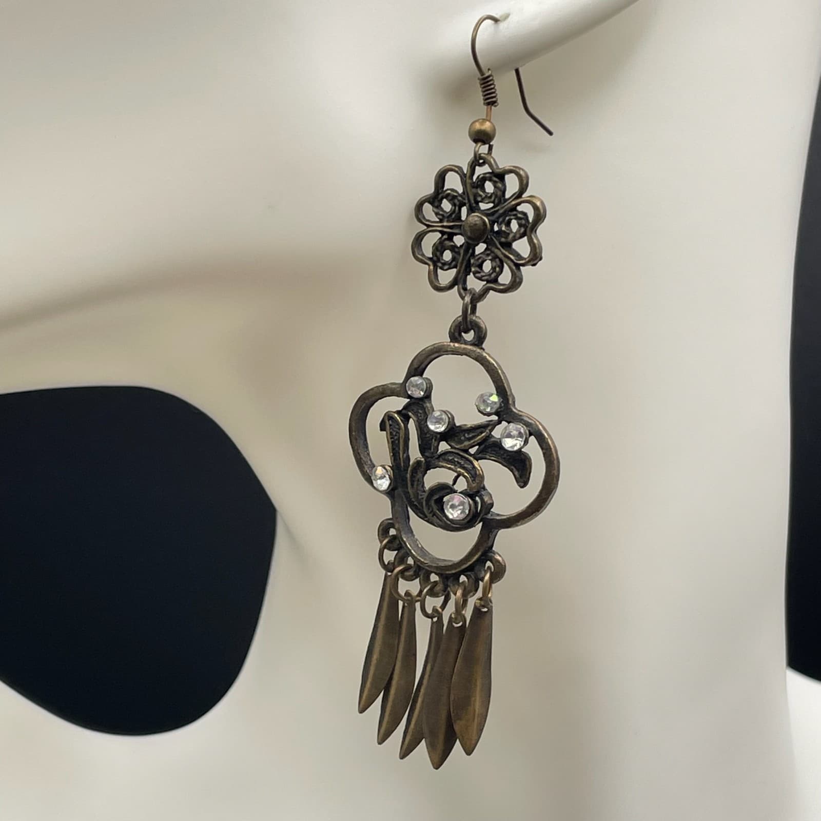 Vintage Bronze-Tone Rhinestone Floral Quatrefoil Swords Tassel Dangle Earrings - Thumbnail 11