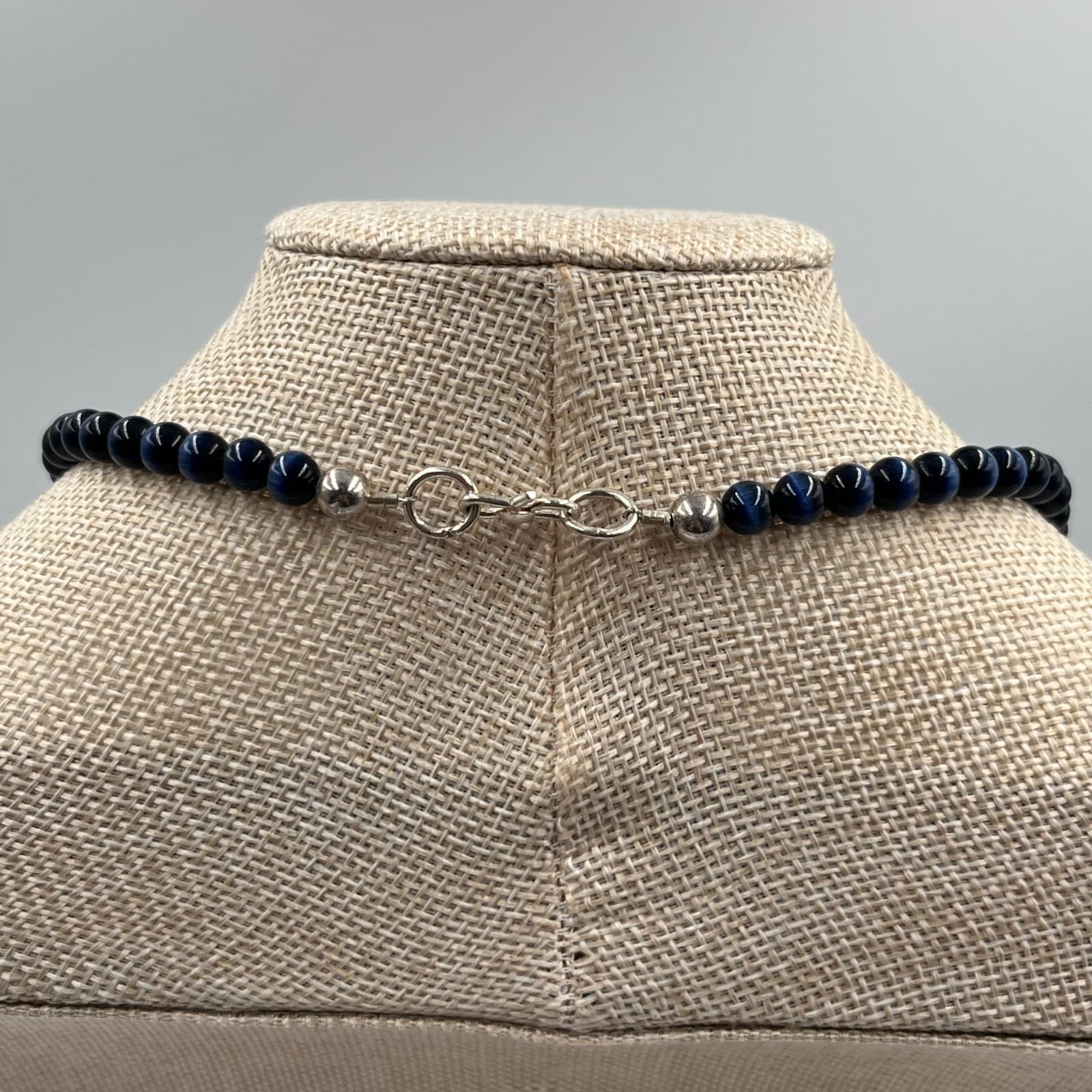 Vintage Blue Tiger’s Eye Beaded Necklace Hawk’s Eye Chatoyant Gemstone Silver - Thumbnail 5