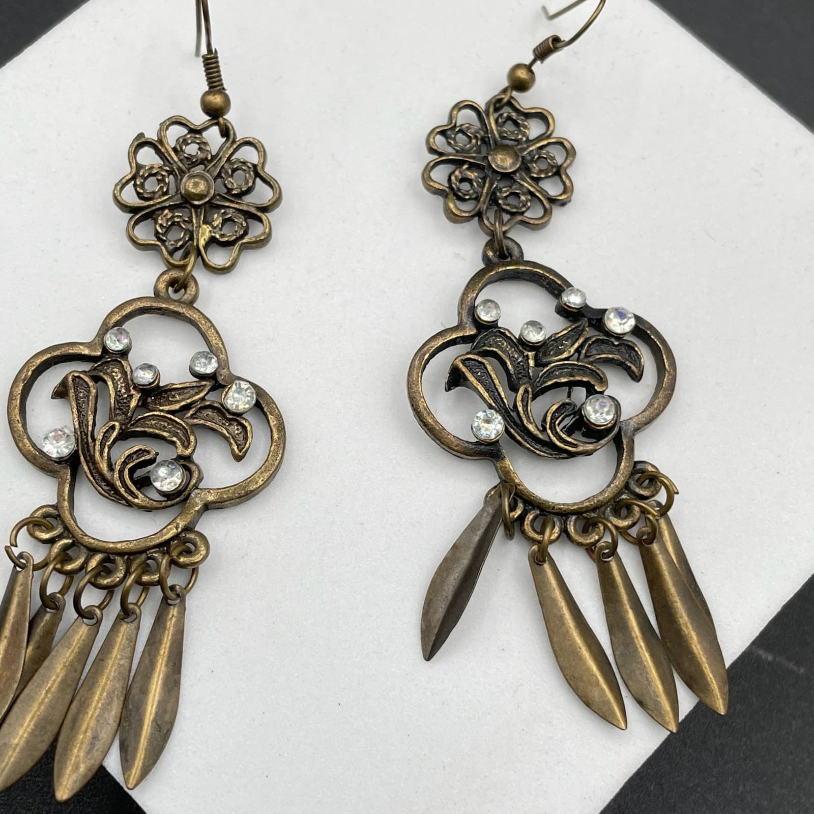 Vintage Bronze-Tone Rhinestone Floral Quatrefoil Swords Tassel Dangle Earrings - Thumbnail 7