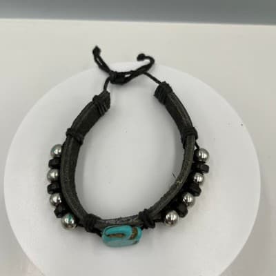 Vintage Black Leather Bracelet Turquoise Howlite Elephant Silver Bead Southwest - Thumbnail 2