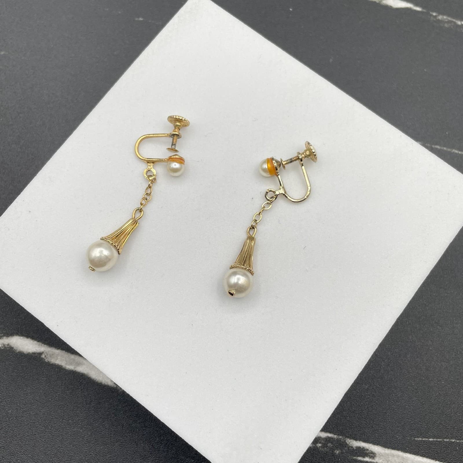 Vintage 1950s Gold-Tone Mother Of Pearl Tassel Drop Dangle Screw-Back Earrings - Image 1