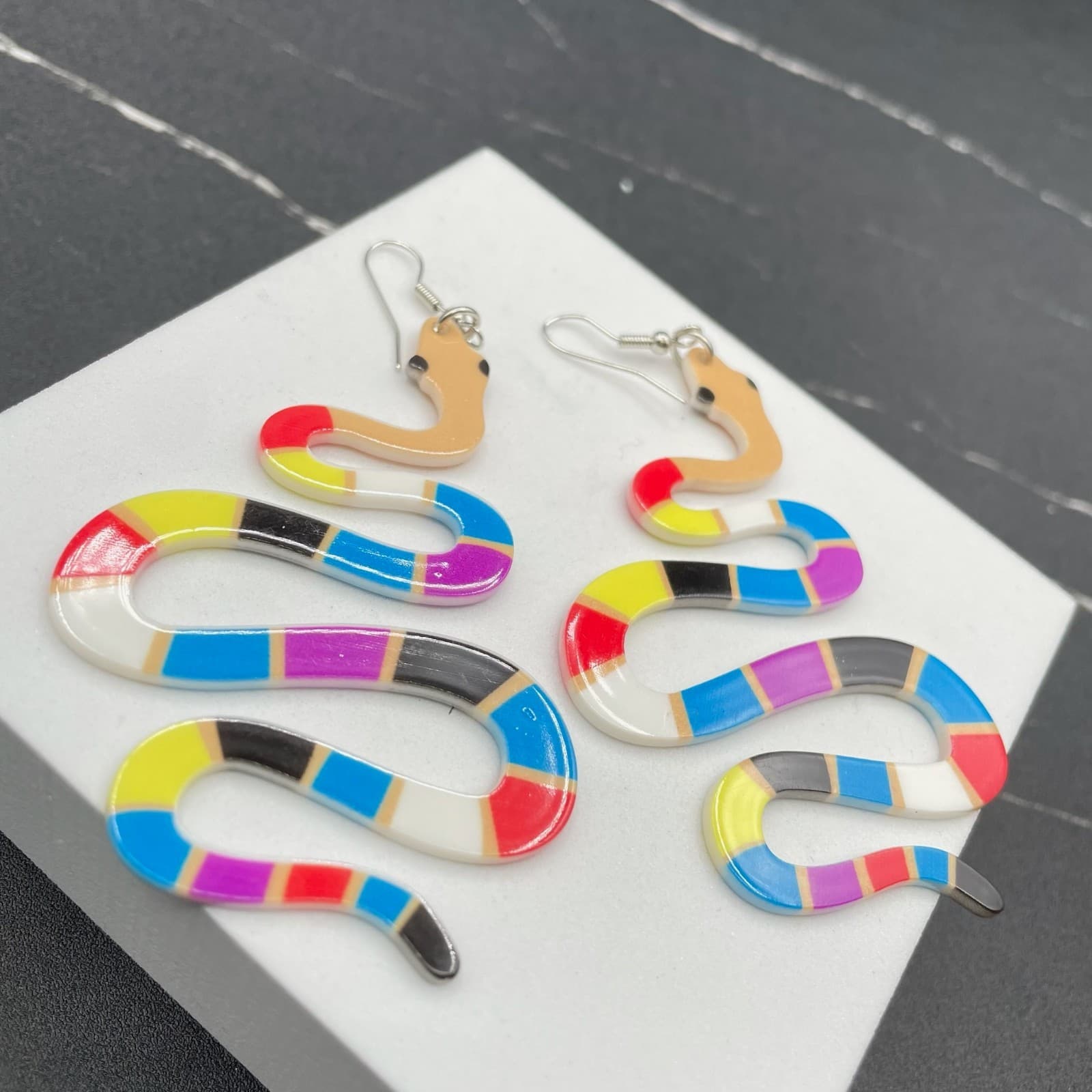 Classic Multicolor Fashion Snake Dangle Drop French Hook Statement Earrings - Thumbnail 3