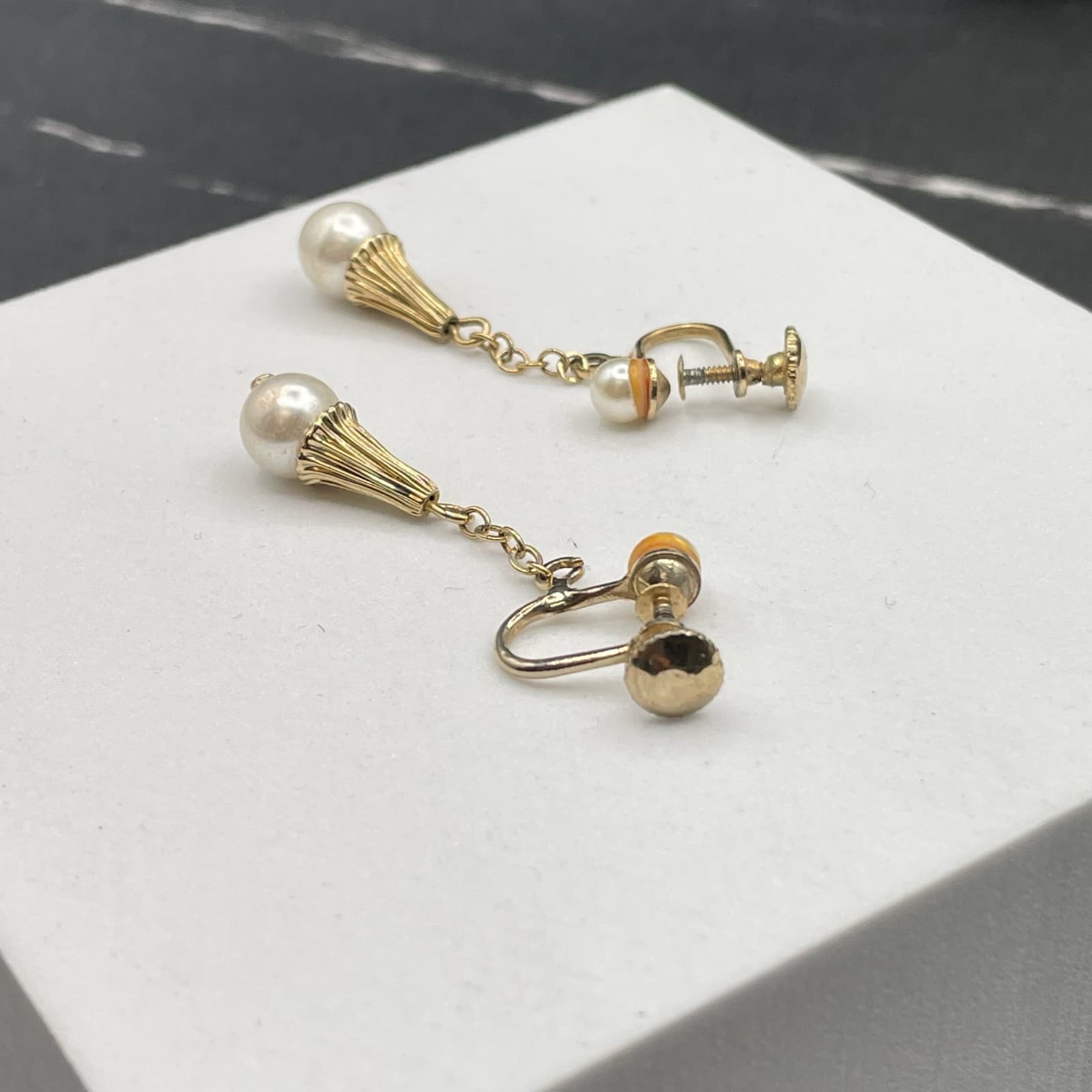 Vintage 1950s Gold-Tone Mother Of Pearl Tassel Drop Dangle Screw-Back Earrings - Thumbnail 10