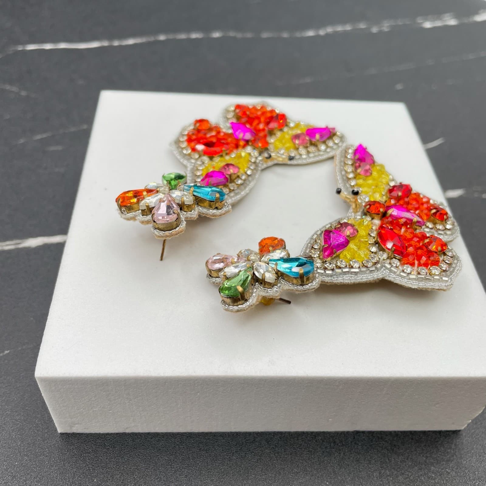 Classic Multicolor Faceted Glass Beads Prong Rhinestone Butterfly Drop Earrings - Thumbnail 8