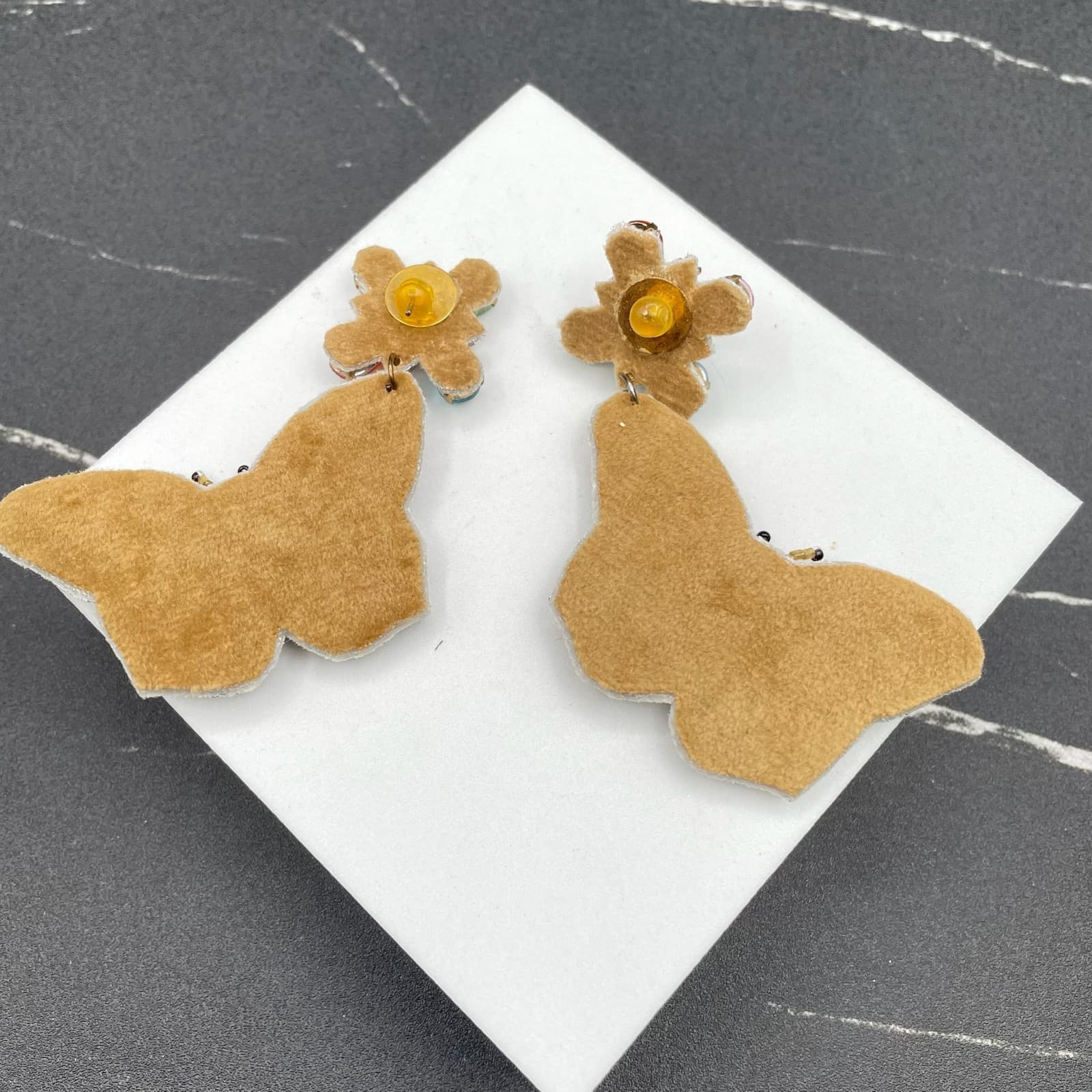 Classic Multicolor Faceted Glass Beads Prong Rhinestone Butterfly Drop Earrings - Thumbnail 4