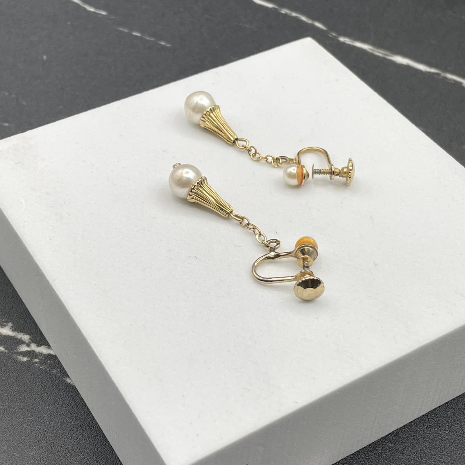 Vintage 1950s Gold-Tone Mother Of Pearl Tassel Drop Dangle Screw-Back Earrings - Thumbnail 9