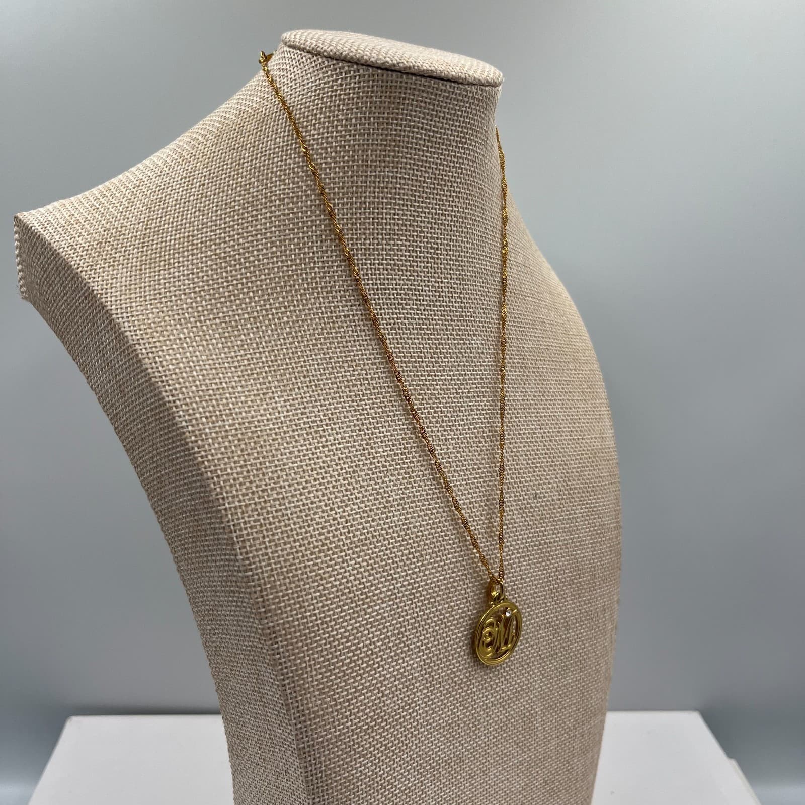 Vintage OM Symbol Pendant Necklace Gold Tone Rope Chain Yoga Spiritual Jewelry - Thumbnail 5