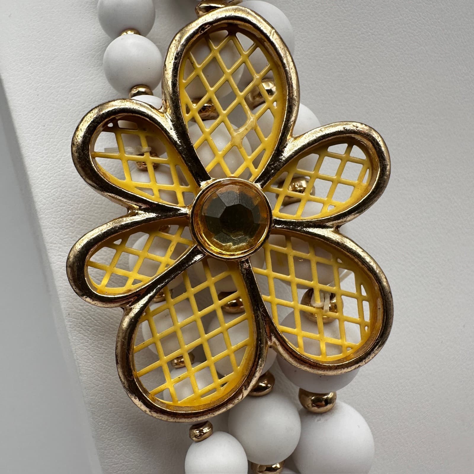 Vintage Y2K Multi Strand White Bead Necklace Gold Tone Rhinestone Yellow Flower - Thumbnail 3
