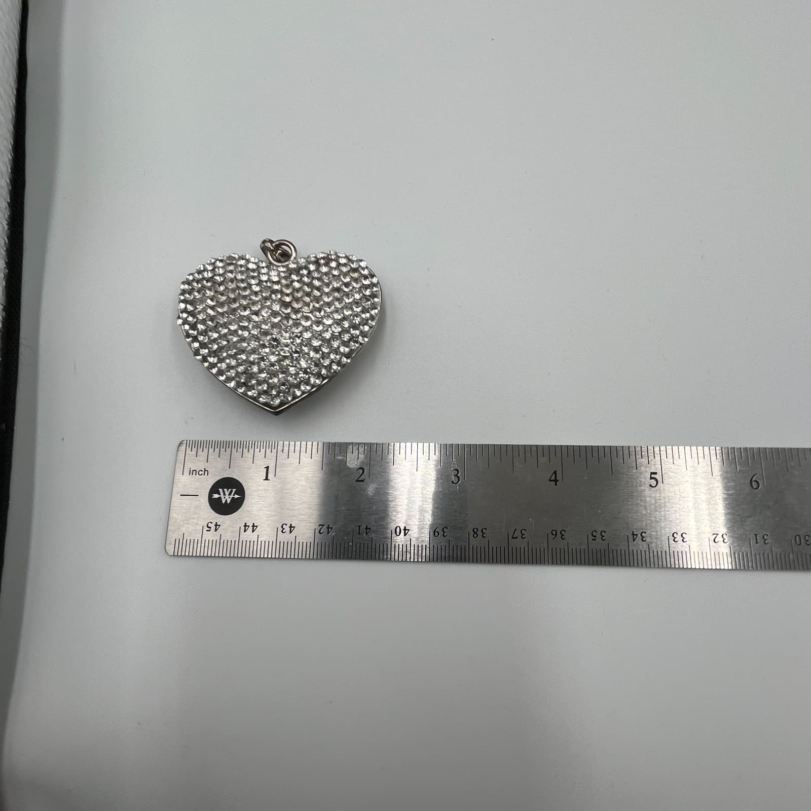 Vtg Open Heart Rhinestone Pendant Necklace Silver Tone Pavé Crystal Jewelry 18” - Thumbnail 7