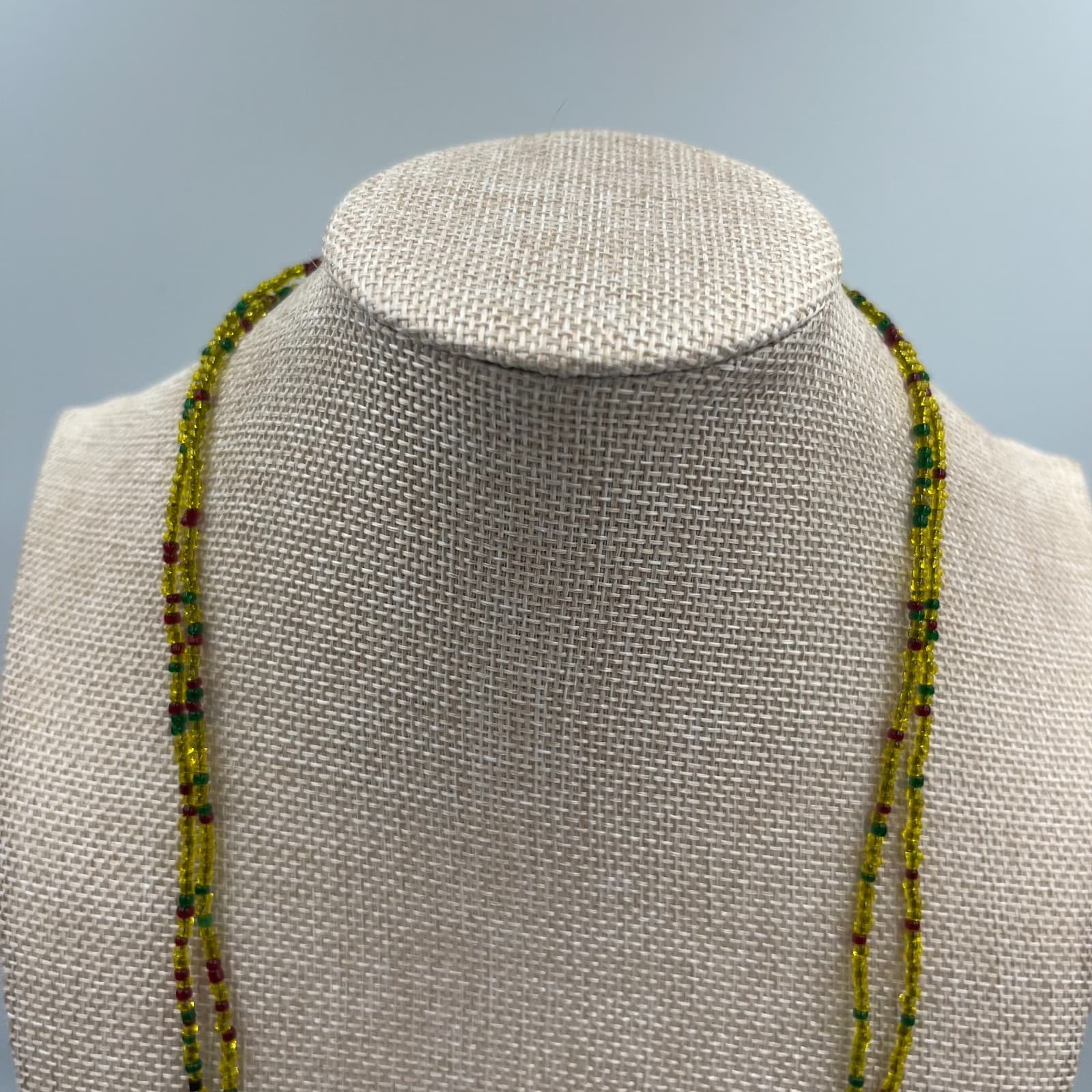 Vintage Handmade Seed Bead Necklace Pan-African Colors Rasta Caribbean 1970s - Thumbnail 2