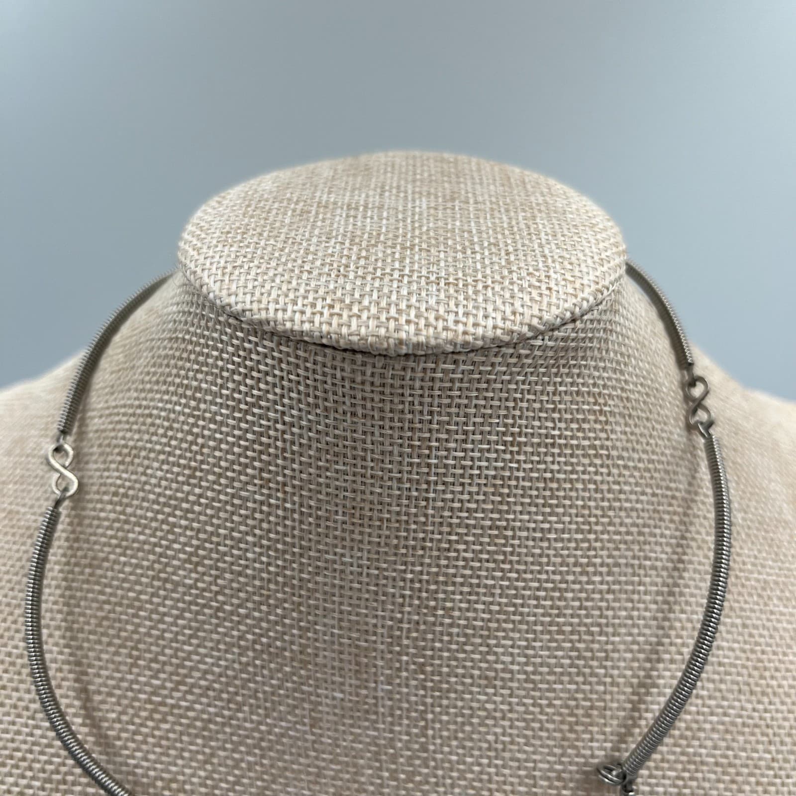 Vtg Artisan Wire Wrapped Green Stone Pendant Necklace Coiled Spring Chain MCM - Thumbnail 2