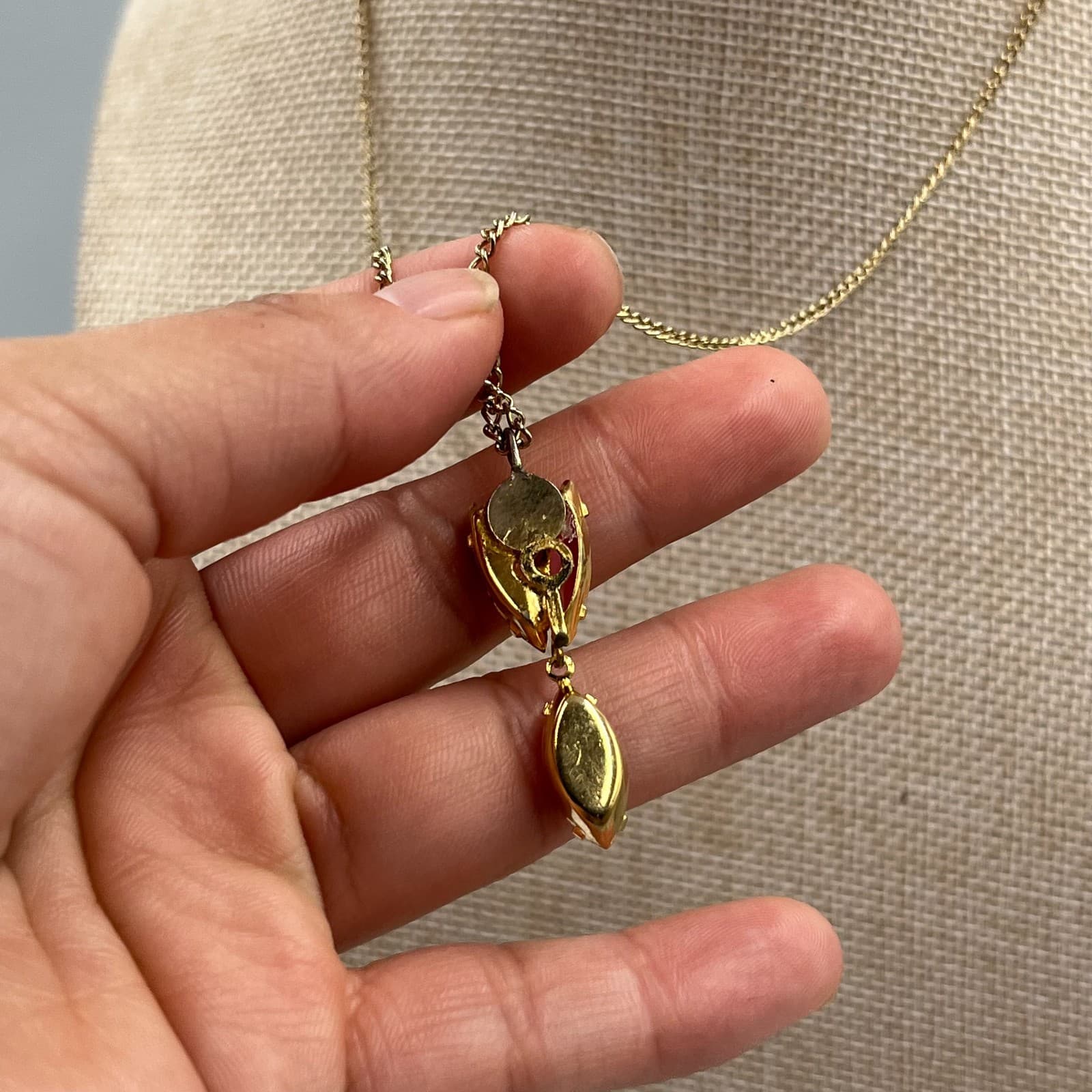 Vintage Gold Tone Marquise Rhinestone Necklace Red Pink Orange Statement Jewelry - Thumbnail 5