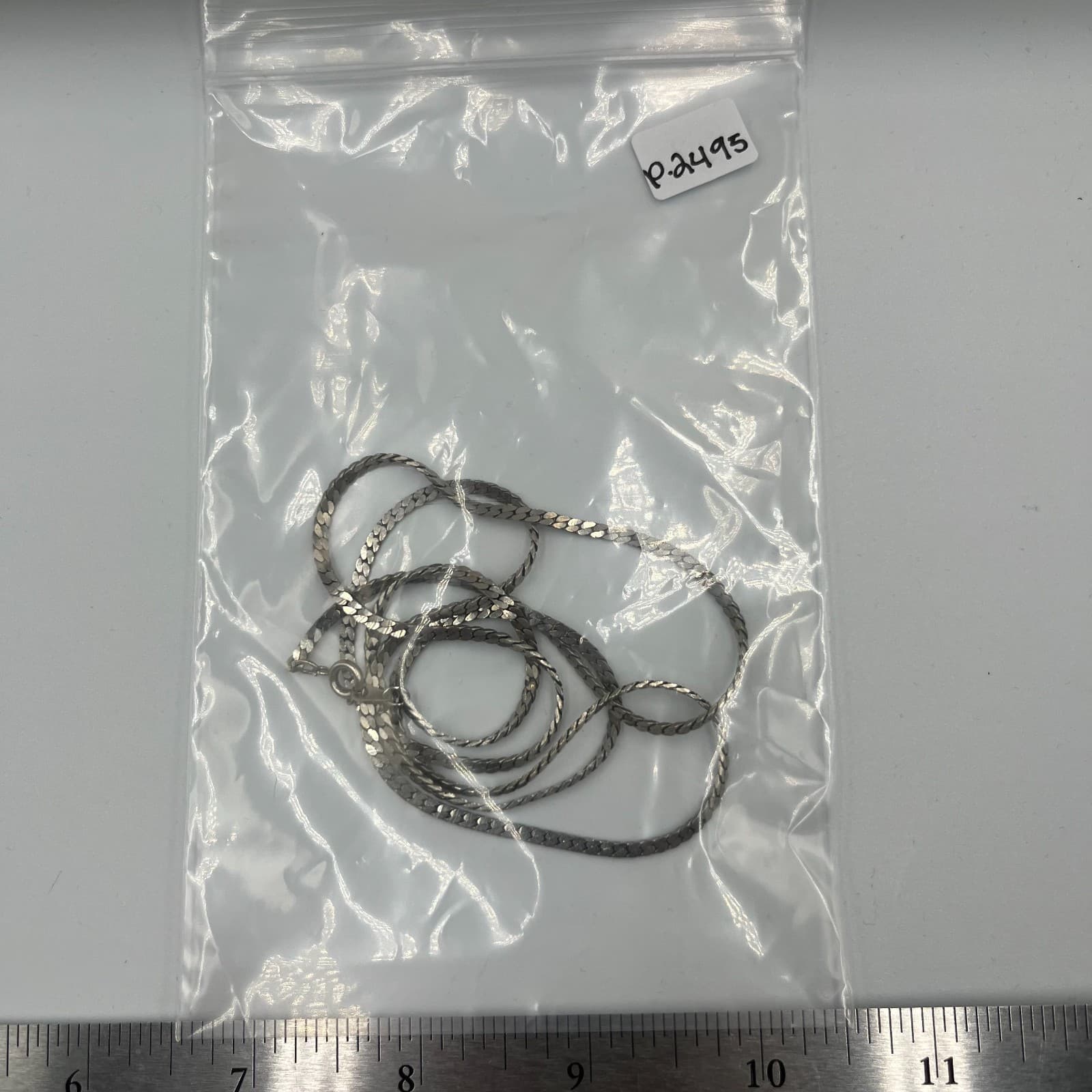 Vintage Silver Flat Cuban Link Chain Necklace Unisex Retro 80s Minimalist - Thumbnail 7