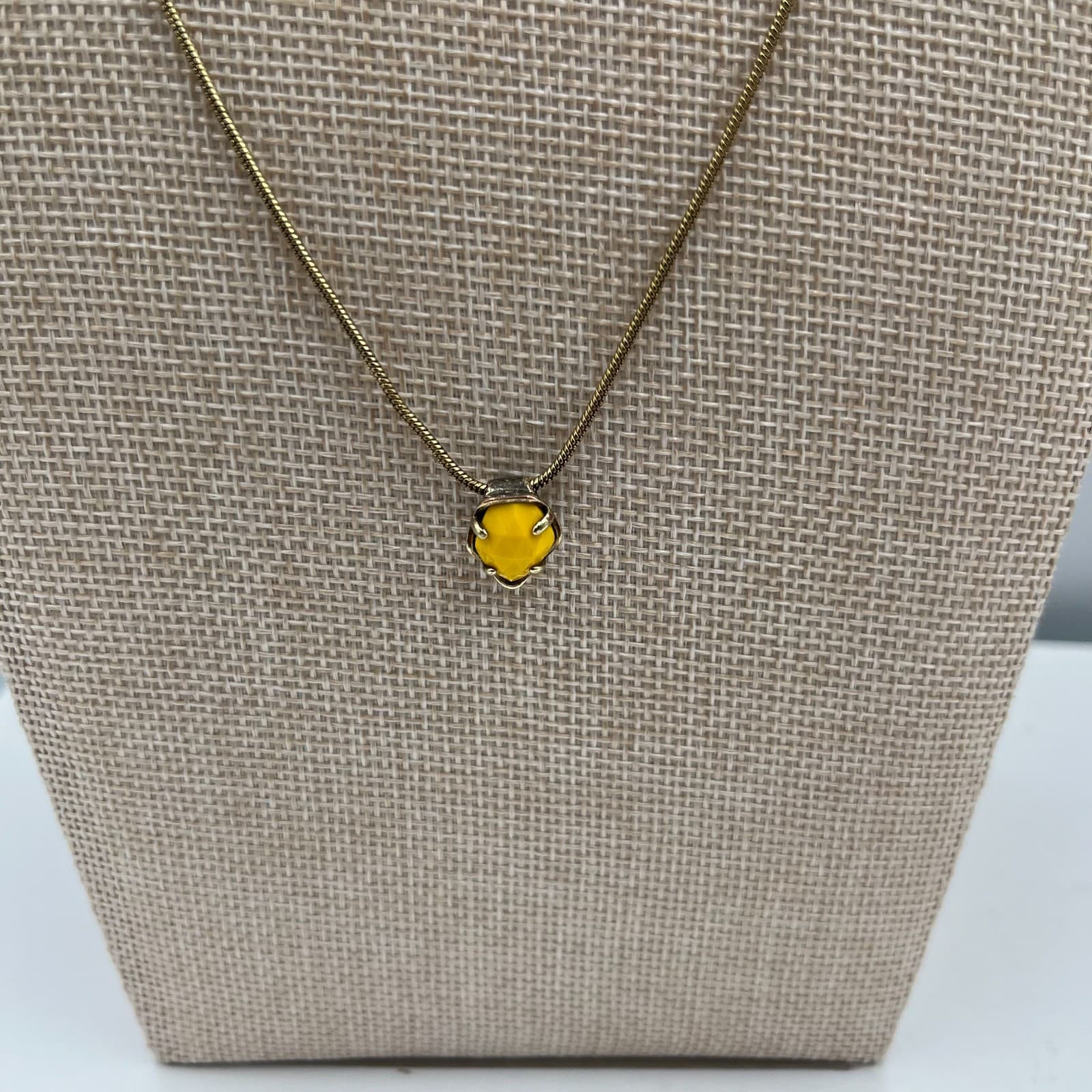 Vintage Gold Tone Snake Chain Necklace Yellow Topaz Glass Pendant MCM 18" Boho - Thumbnail 3