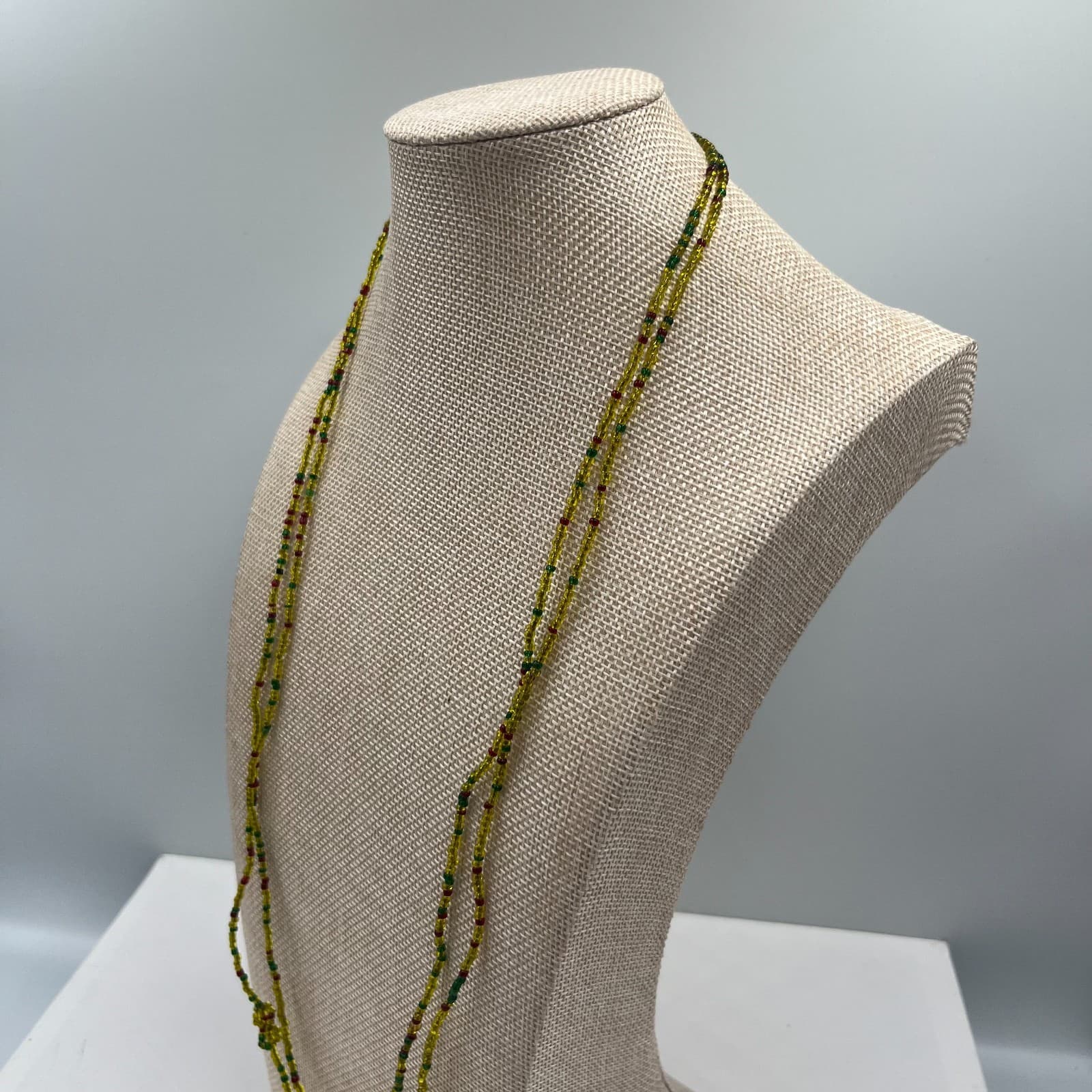 Vintage Handmade Seed Bead Necklace Pan-African Colors Rasta Caribbean 1970s - Thumbnail 5