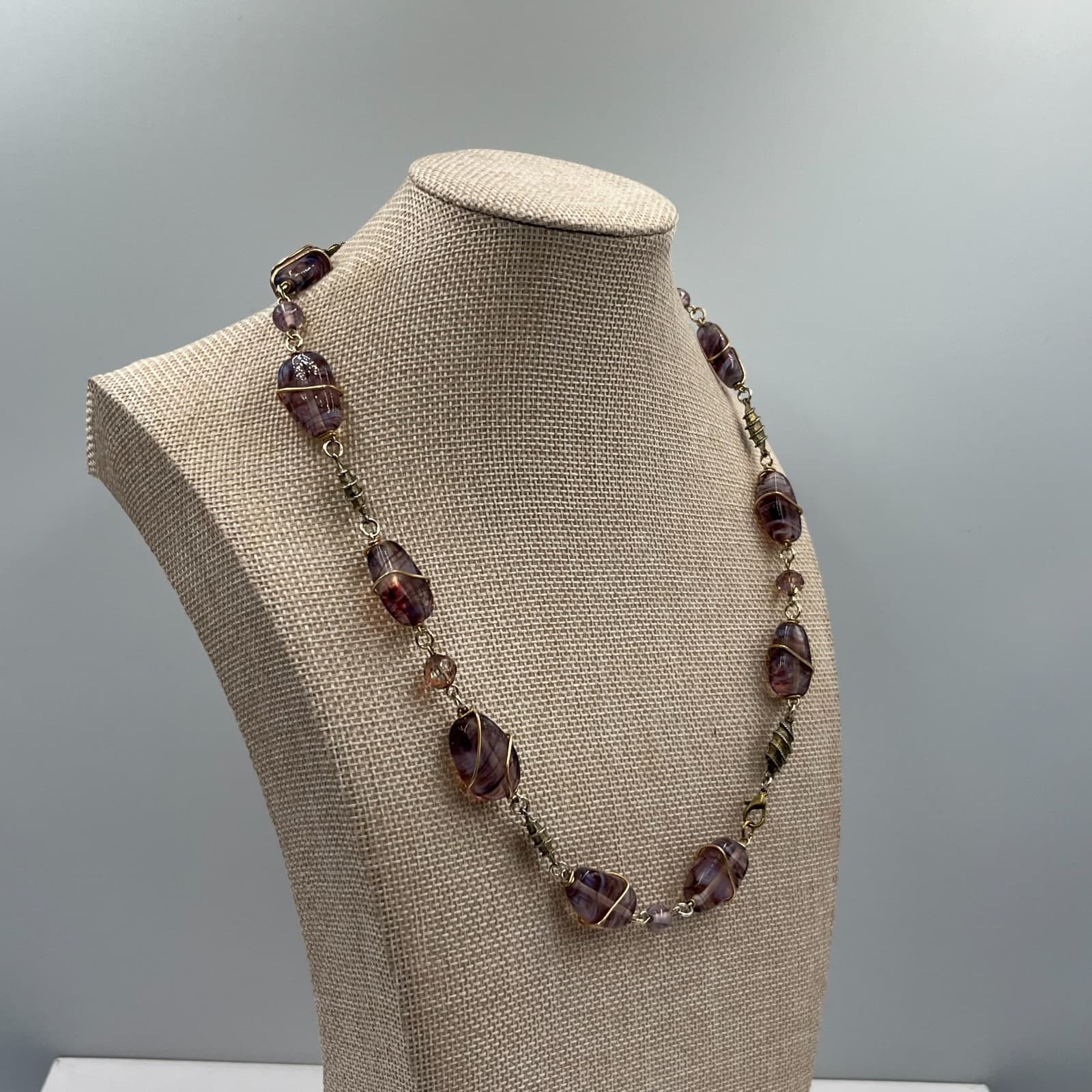 Vintage Purple Slag Glass Bead Necklace Wire Wrapped Art Deco Style Swirl 20" - Thumbnail 4