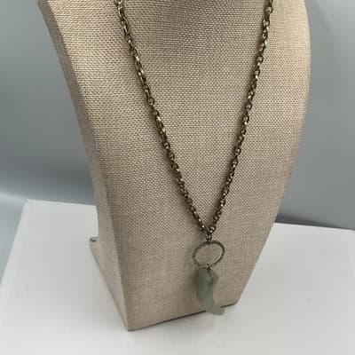 Vintage Gold Tone Chain Necklace Green Horn Pendant Hammered Ring Boho Statement - Thumbnail 7