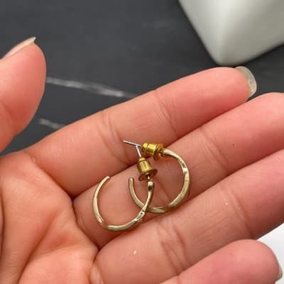 Modern Gold-Tone Fashion Brutalism Hammered Small C-Hoop Butterfly Back Earrings - Thumbnail 6