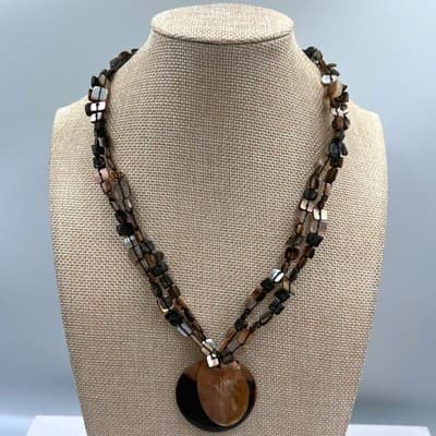 VTG Brown Black Abalone Shell Pendant Necklace Multi Strand Beaded Natural Tone - Image 1