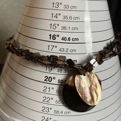 VTG Brown Black Abalone Shell Pendant Necklace Multi Strand Beaded Natural Tone - Thumbnail 7