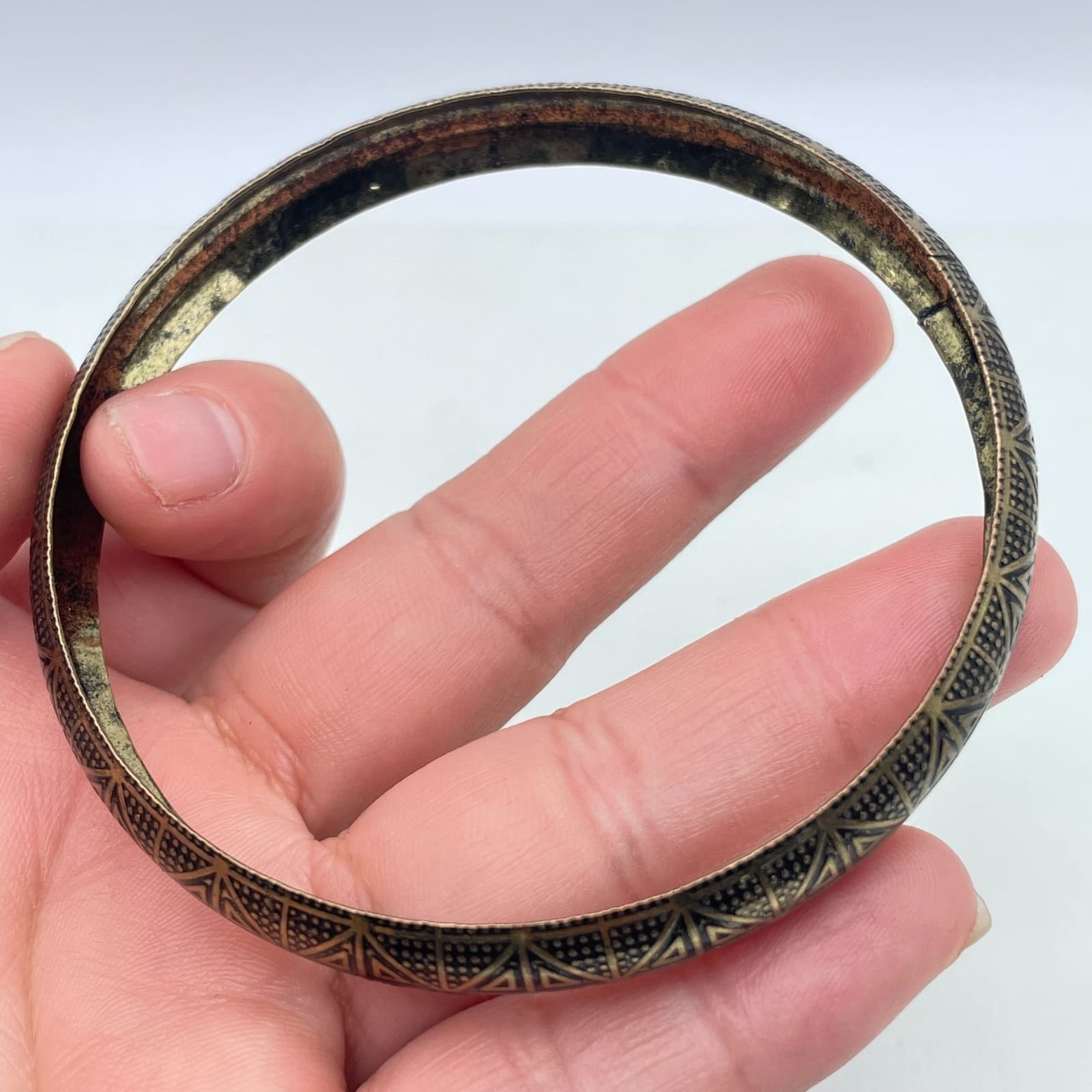 Vintage Brass-Tone Tribal Engraved Oxidized Metal Geometric Bangle Bracelet - Thumbnail 3