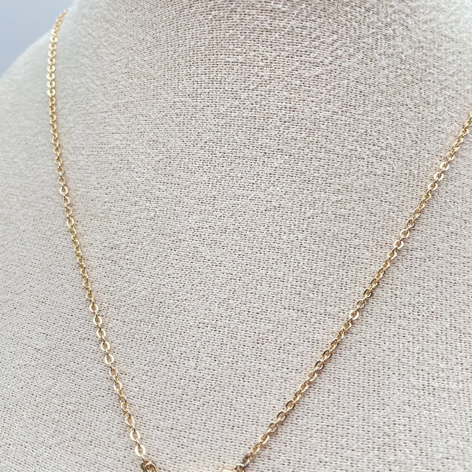 Gold-Tone Rolo Link Chain Origami Elephant Charm Leaf L Initial Pendant Necklace - Thumbnail 7