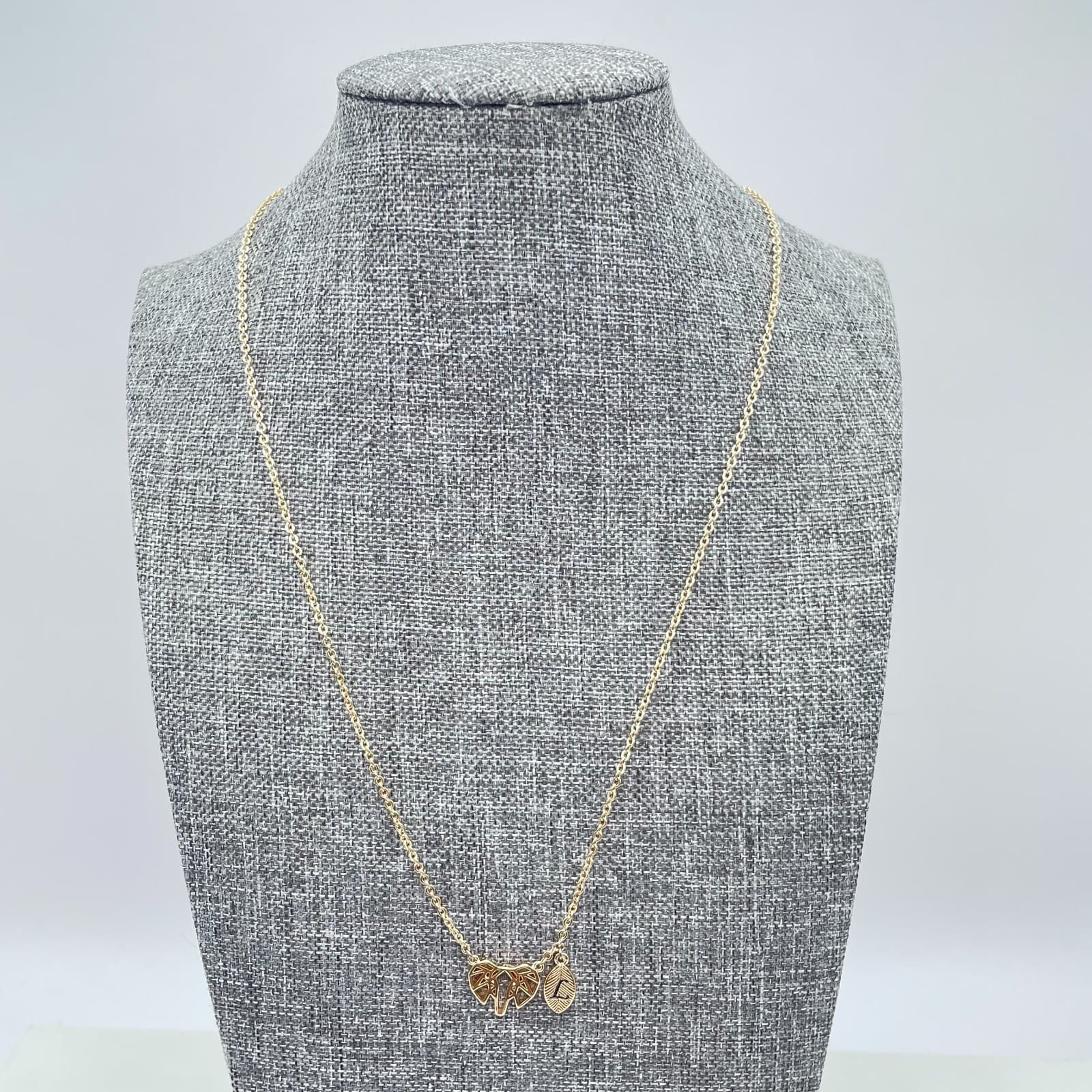 Gold-Tone Rolo Link Chain Origami Elephant Charm Leaf L Initial Pendant Necklace - Image 1