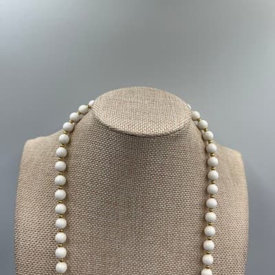 Vintage White Beaded Necklace Gold Tone Spacer Classic Minimalist Strand Lobster - Thumbnail 2