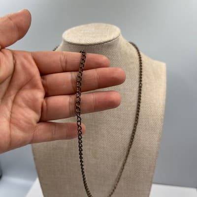 Vintage Style Red Faceted Glass Bead Necklace Gold Tone Chain Minimalist Dainty - Thumbnail 4