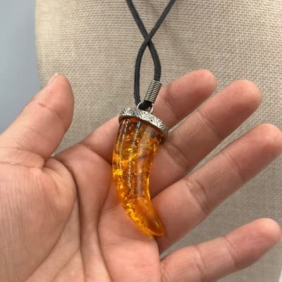 Vintage Faux Amber Horn Pendant Necklace Black Cord Silver Tone Cap Boho Classic - Thumbnail 5