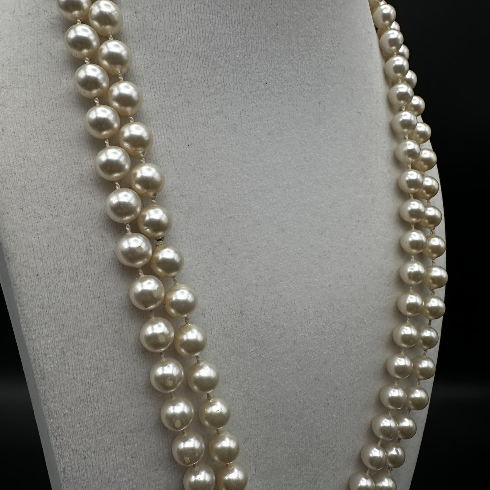 Vintage 90s Cream Faux Pearl Opera Length Necklace Single Strand Minimalist - Thumbnail 3