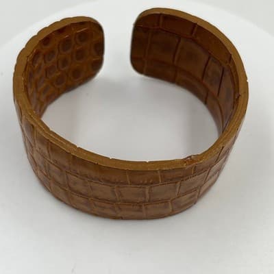 Vintage Carved Brown Bangle Bracelet Faux Wood Textured Wide Cuff Classic Boho - Thumbnail 2