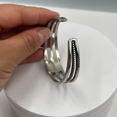 Bracelet Cuff Vintage Silver Tone Pink Faux Stone Triple Band Southwestern Style - Thumbnail 3