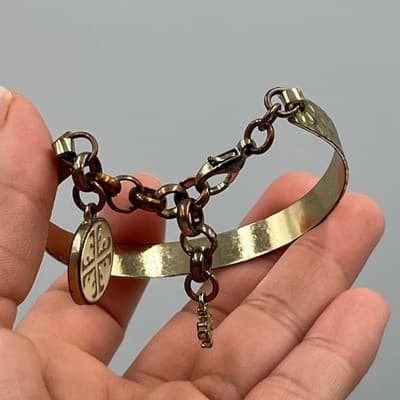 Vintage Hammered Gold Tone Bangle Bracelet w/ Charm Dangles Cross Medallion - Thumbnail 4