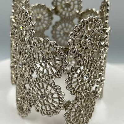 VTG Silver Tone Filigree Floral Cuff Bracelet Wide Openwork Rhinestone Statement - Thumbnail 3