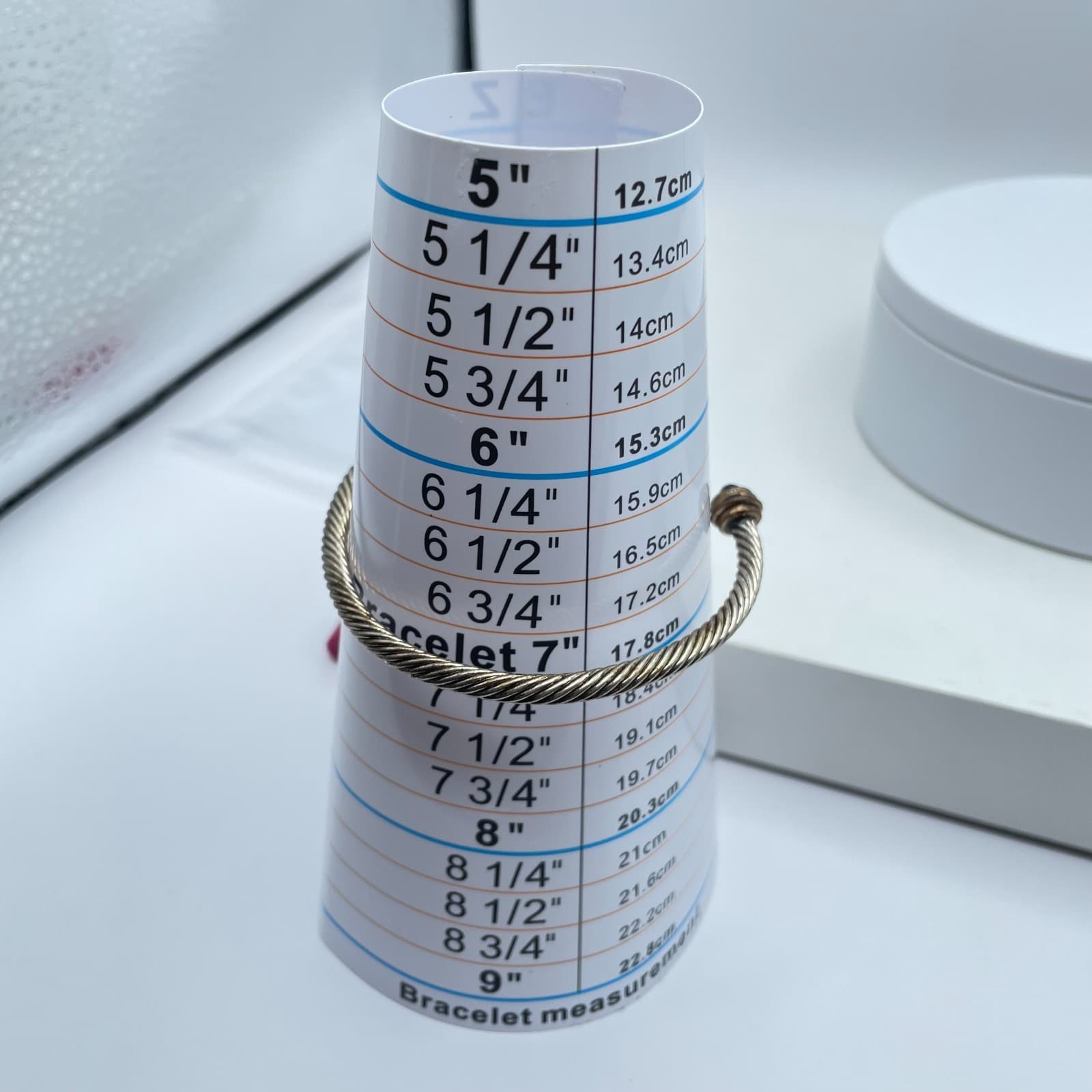 VTG Gold-Tone Adjustable Classic Engraved Braided Twisted Cable Cuff Bracelet - Thumbnail 2