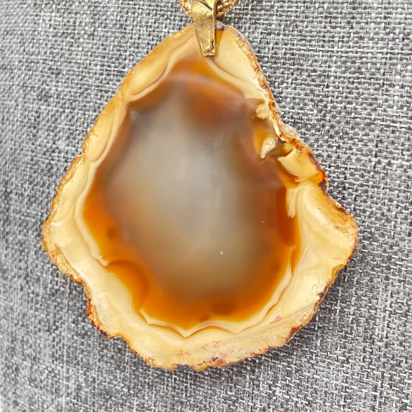 Gold-Tone Popcorn Chain Natural Brazilian Agate Slice Pendant Lobster Necklace - Thumbnail 7