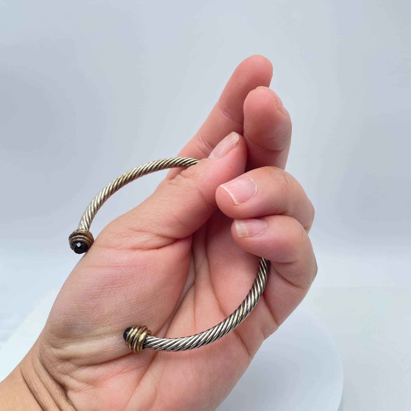 VTG Gold-Tone Adjustable Classic Engraved Braided Twisted Cable Cuff Bracelet - Thumbnail 7