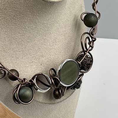 VTG Copper Tone Statement Collar Necklace Abstract Wire Wrapped Mixed Media Disk - Thumbnail 6