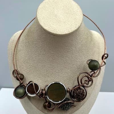 VTG Copper Tone Statement Collar Necklace Abstract Wire Wrapped Mixed Media Disk - Image 1