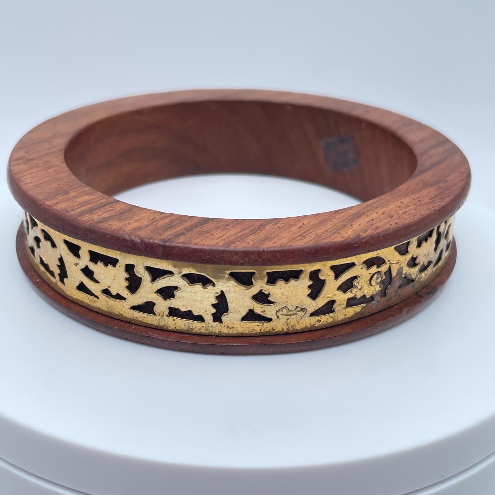 Vintage Gold-Tone Safari Classic Boho Wood Floral Filigree Bangle Bracelet - Image 1