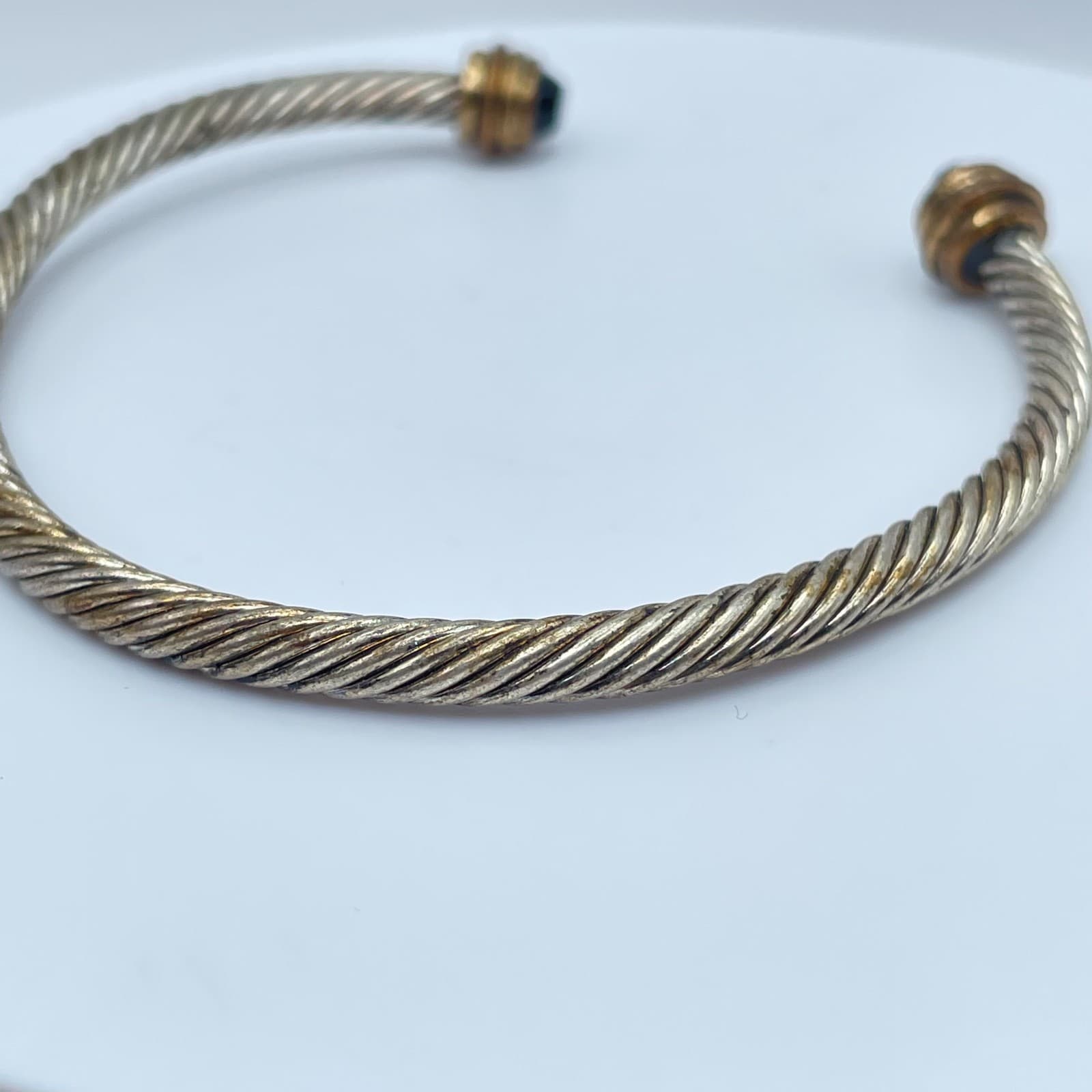 VTG Gold-Tone Adjustable Classic Engraved Braided Twisted Cable Cuff Bracelet - Thumbnail 3