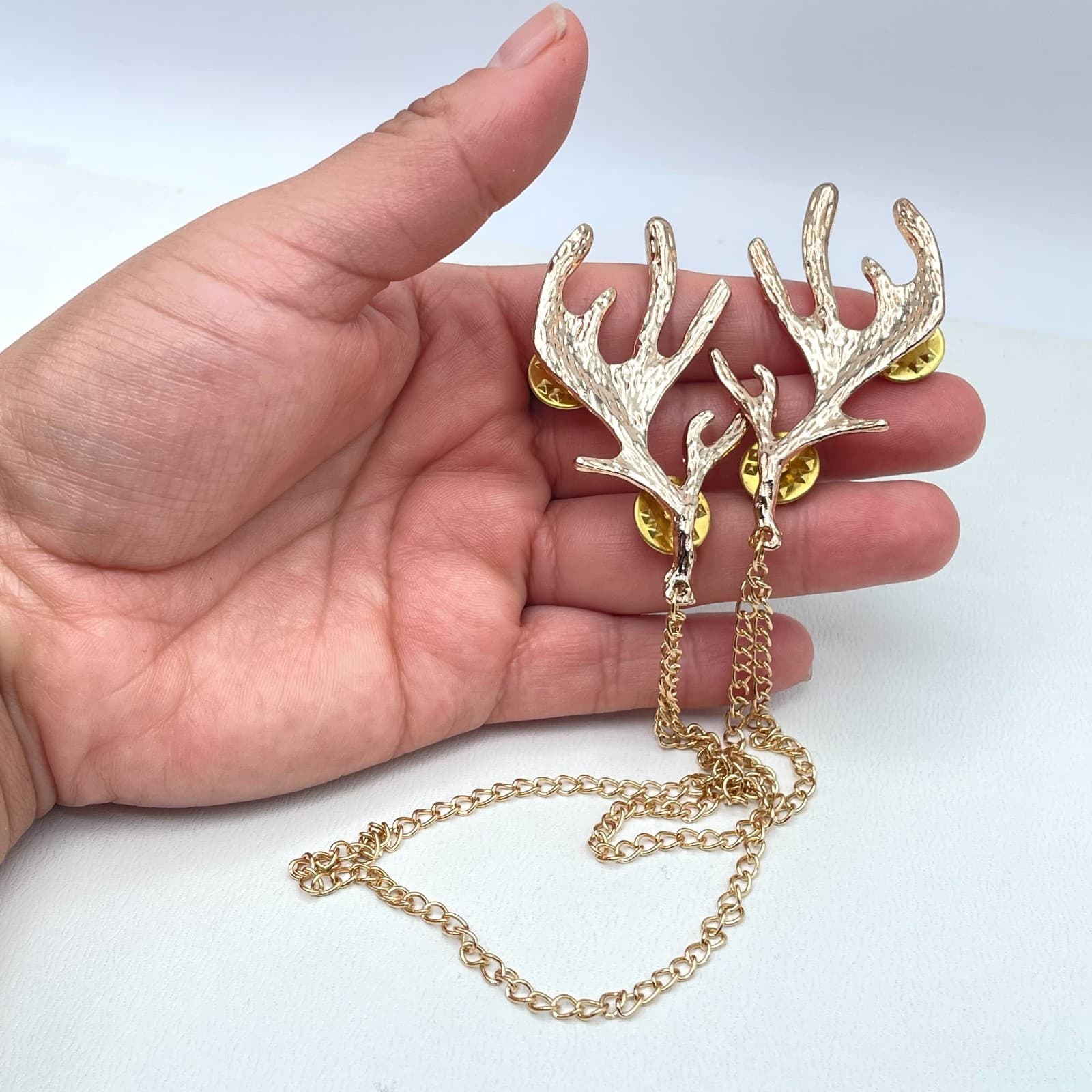 Y2K Gold-Tone Fashion Classic Curb Link Chain Reindeer Head Antler Collar Pins - Thumbnail 9