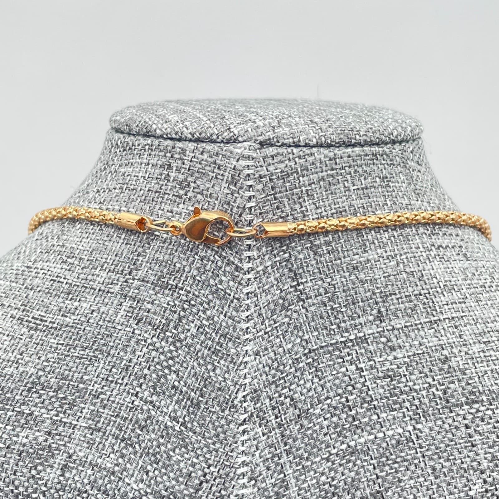 Gold-Tone Popcorn Chain Natural Brazilian Agate Slice Pendant Lobster Necklace - Thumbnail 12