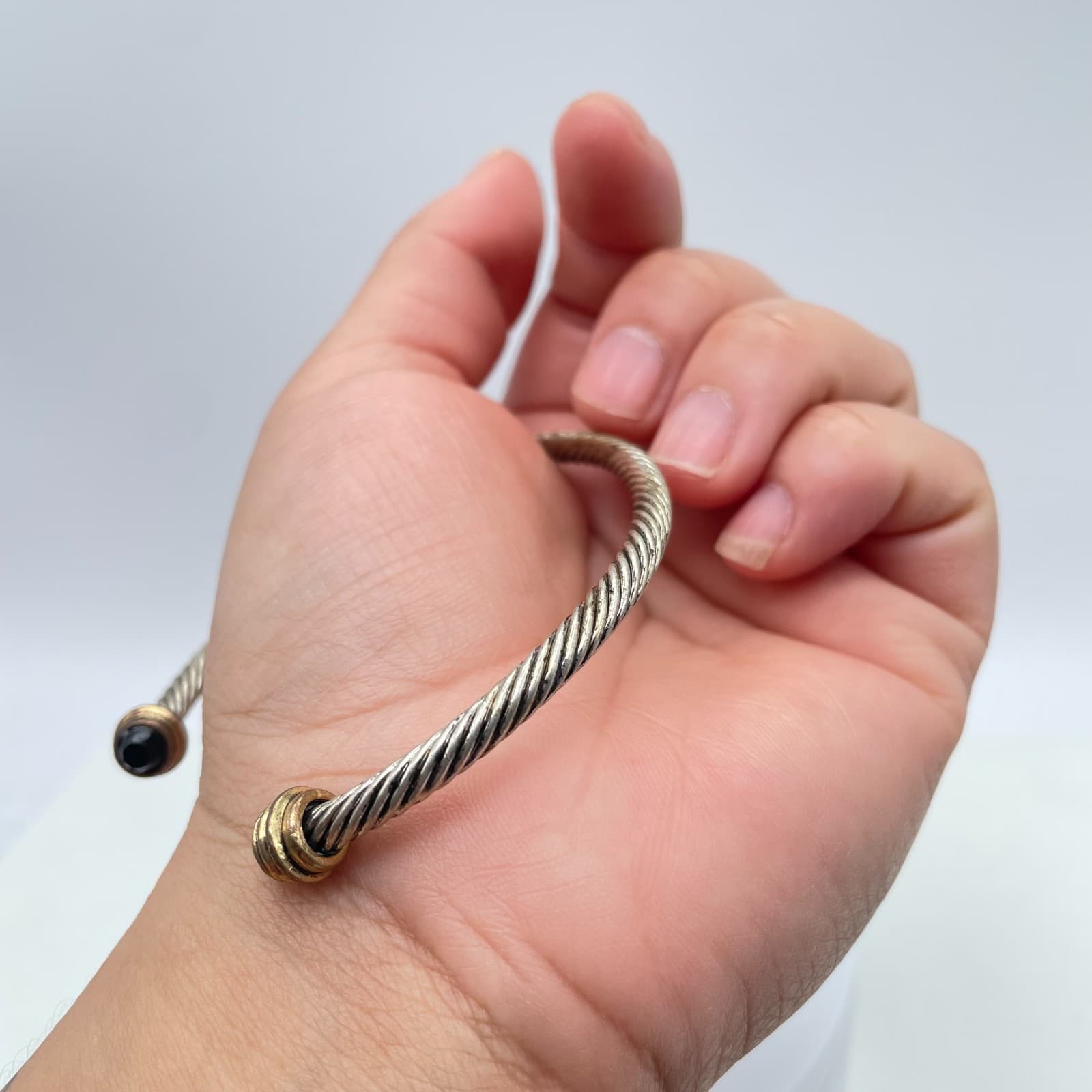 VTG Gold-Tone Adjustable Classic Engraved Braided Twisted Cable Cuff Bracelet - Thumbnail 8