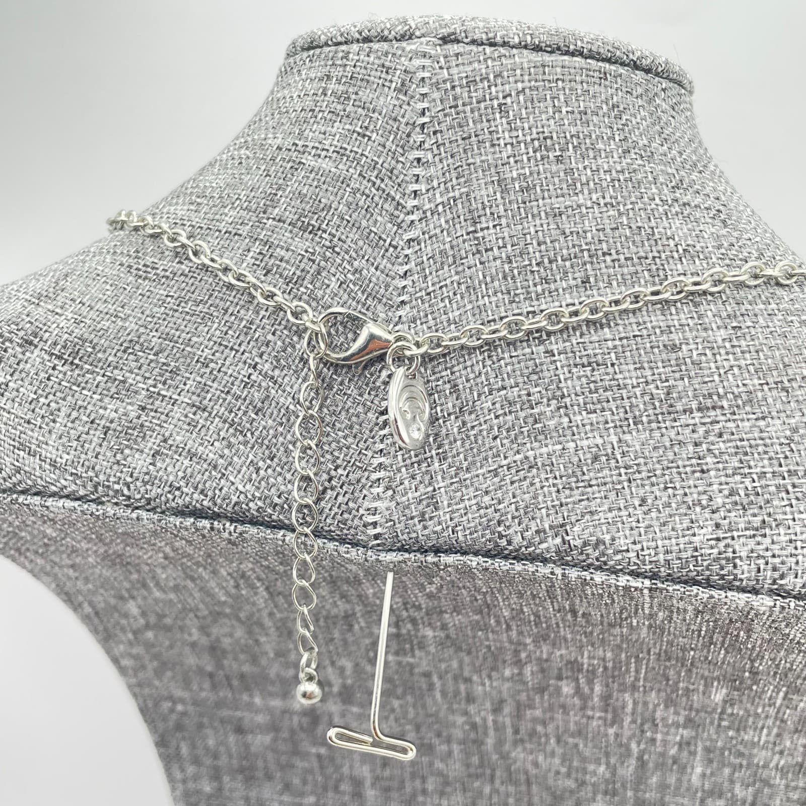 Charming Charlie Silver-Tone Mod Revival Cats Eye Cluster Grape Pendant Necklace - Thumbnail 8